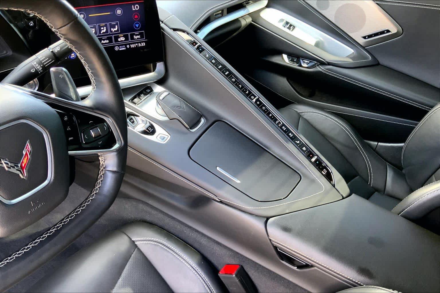 Used 2021 Chevrolet Corvette Stingray Preferred Conv w/ Z51 Performance Package RWD image 14