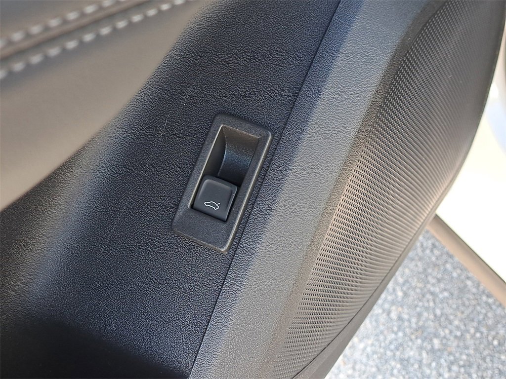 New 2025 Audi Q5 Premium Plus image 21