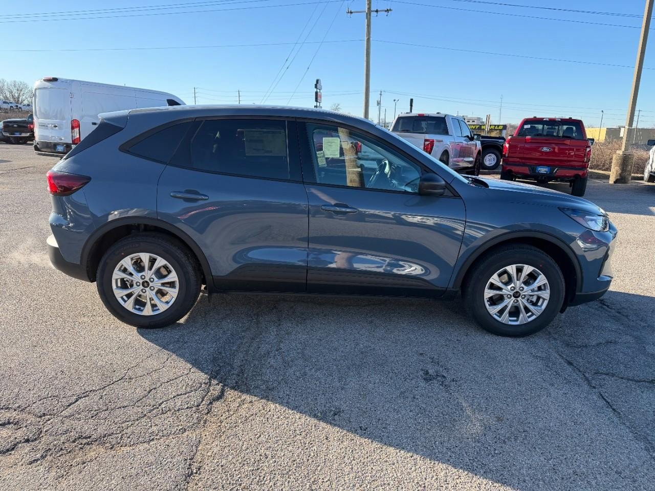 New 2026 Ford Escape Active w/ Cold Weather Package FWD image 3