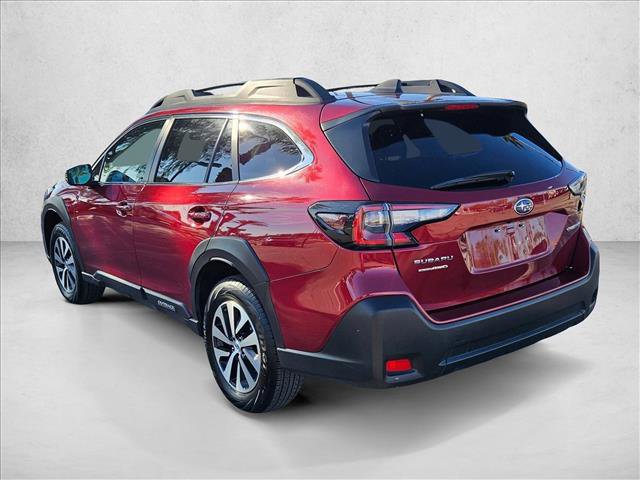 Used 2025 Subaru Outback Premium image 8