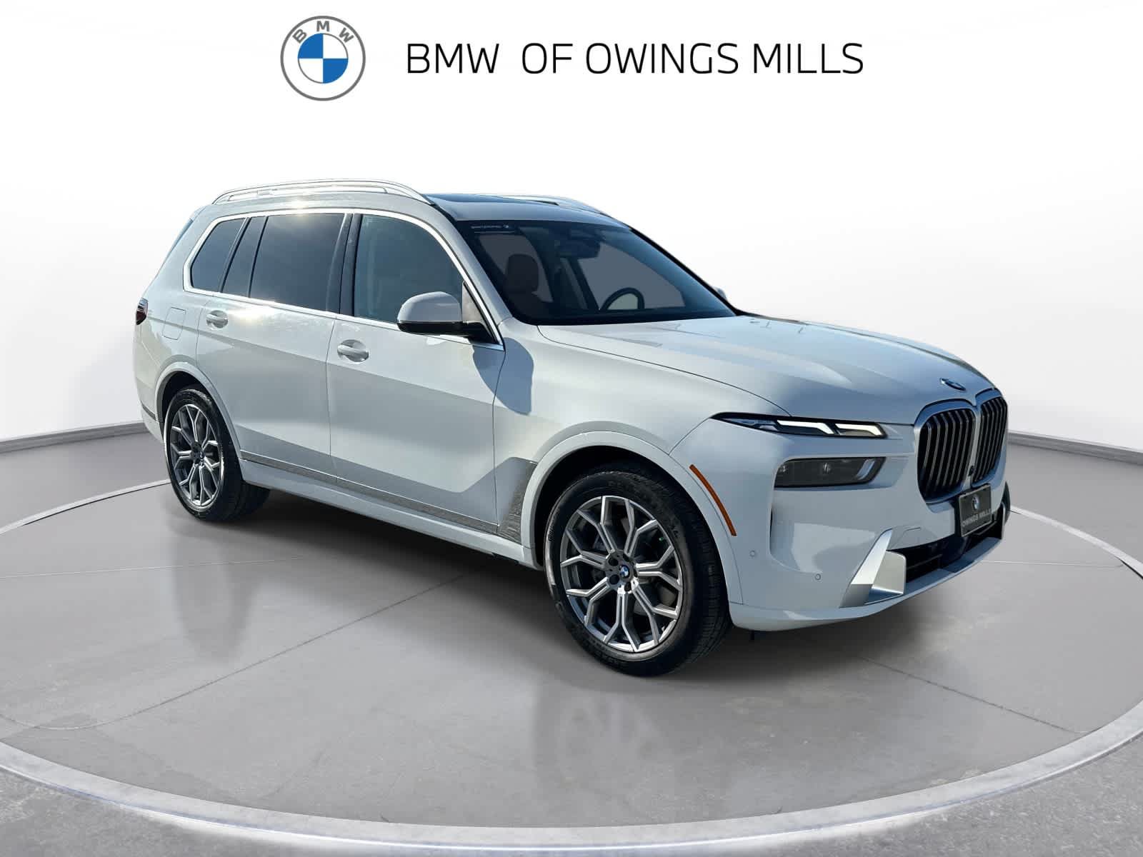 Used 2023 BMW X7 xDrive40i w/ Premium Package AWD/4WD image 10