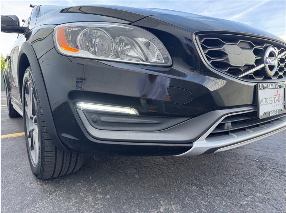 Used 2016 Volvo V60 T5 Cross Country w/ Convenience Package AWD/4WD image 45