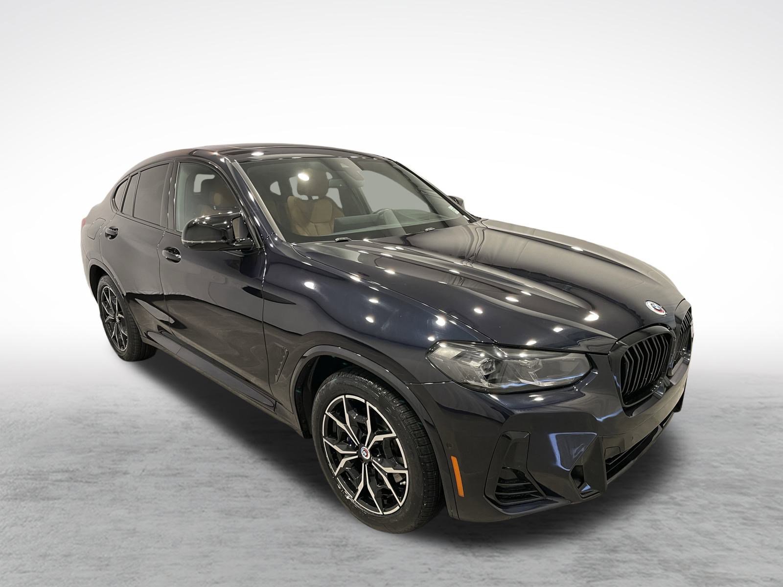 Used 2023 BMW X4 M40i w/ Premium Package image 8
