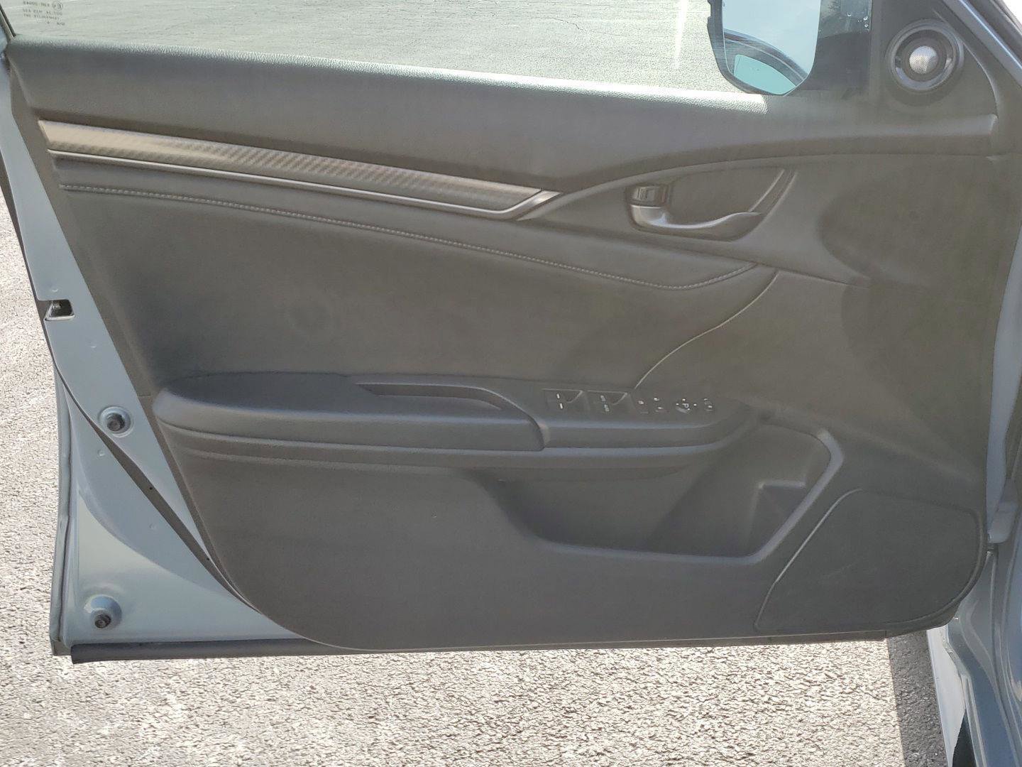 Used 2017 Honda Civic Sport Touring image 31