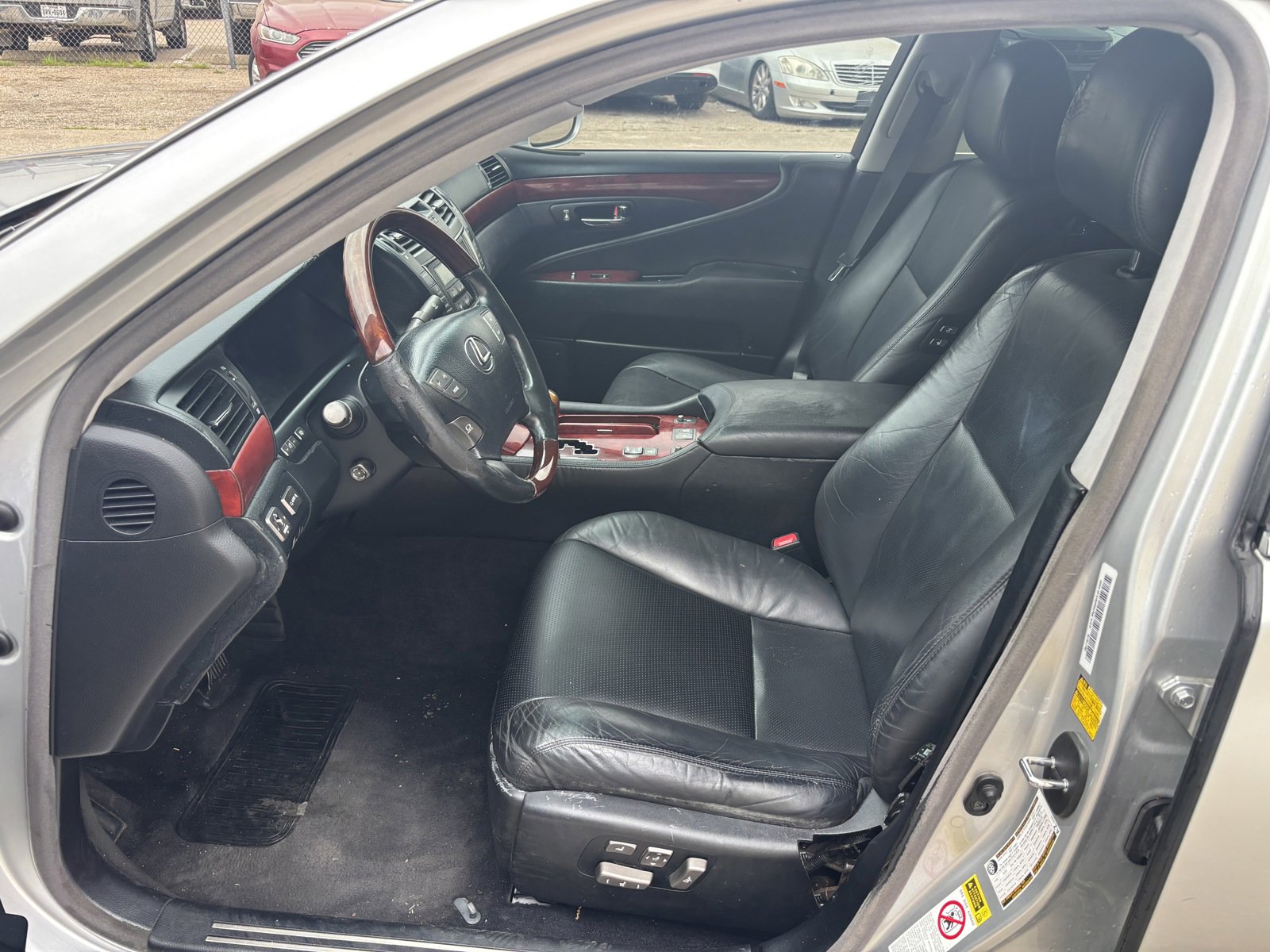 Used 2008 Lexus LS 460 image 11