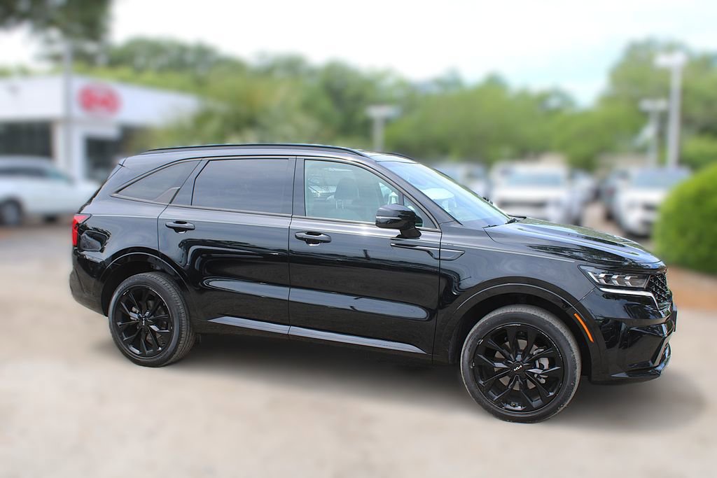 Certified 2023 Kia Sorento SX AWD/4WD image 4