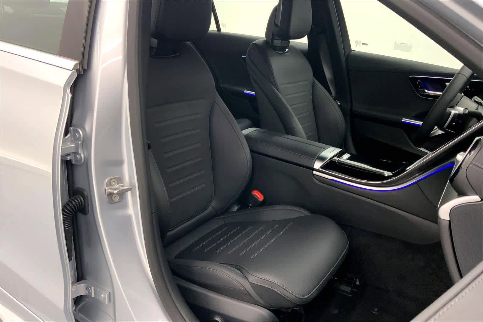 New 2026 Mercedes-Benz C 300 Sedan image 3