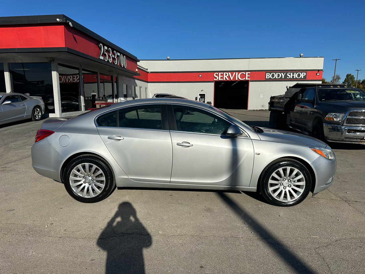 Used 2011 Buick Regal CXL w/ RL4 Preferred Equipment Group image 2