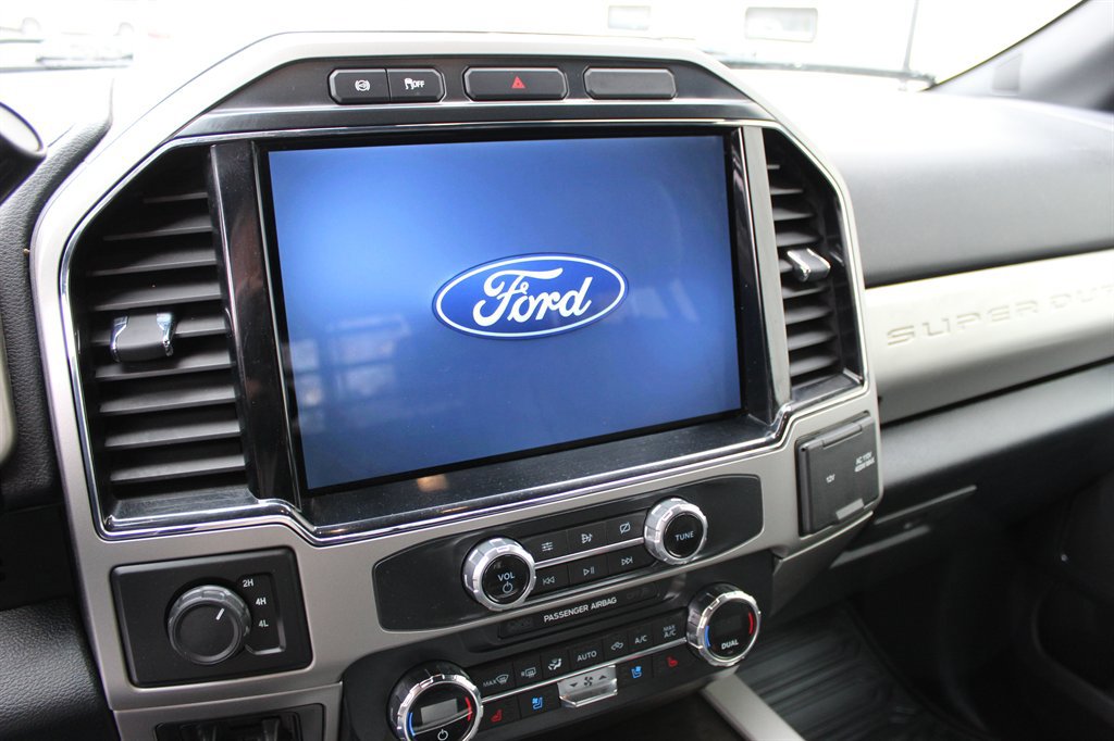 Used 2022 Ford F450 Lariat w/ Lariat Value Package image 8