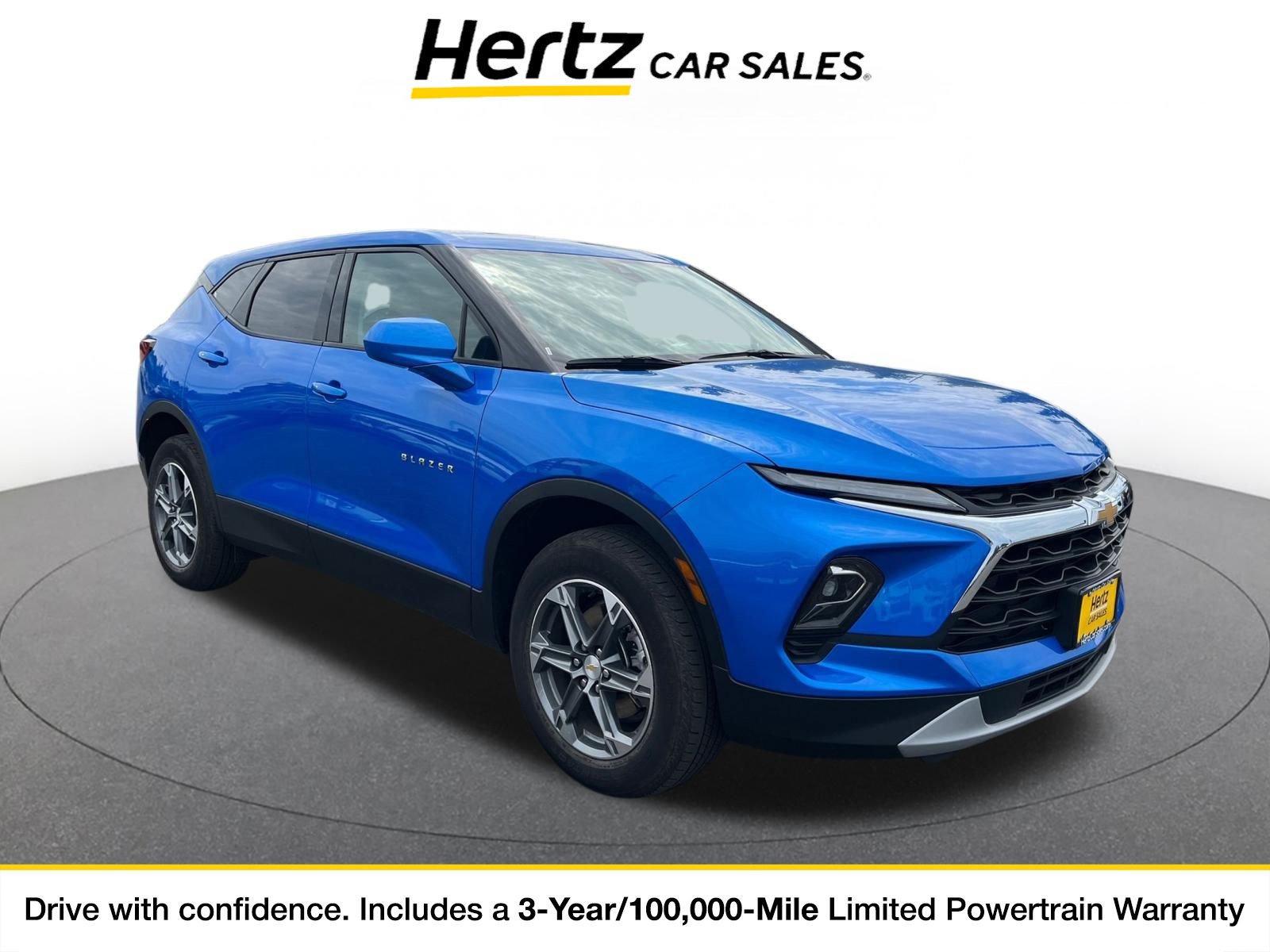 Used 2025 Chevrolet Blazer LT FWD image 1