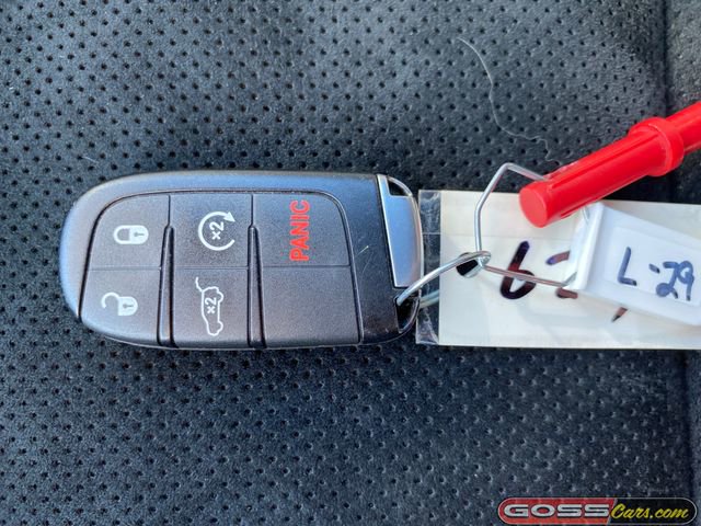 Used 2018 Jeep Grand Cherokee Altitude image 27