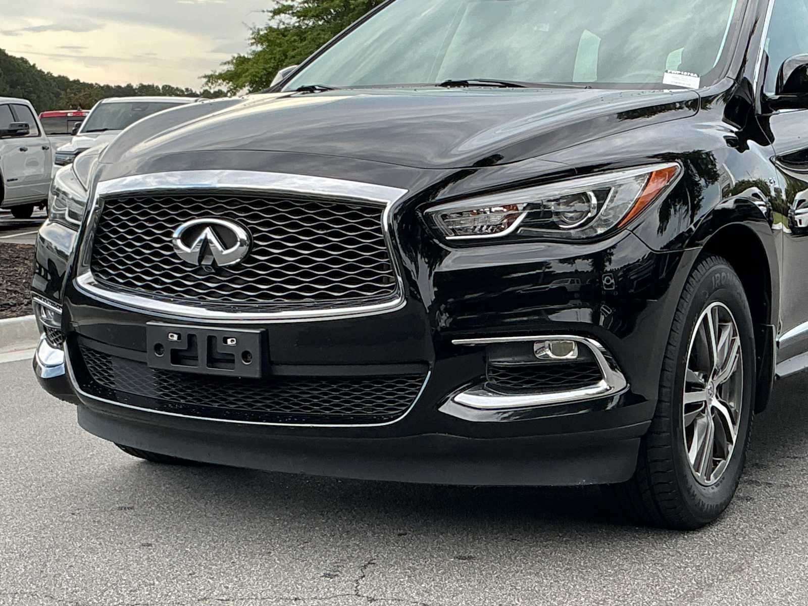 Used 2017 INFINITI QX60 FWD w/ Premium Plus Package image 10