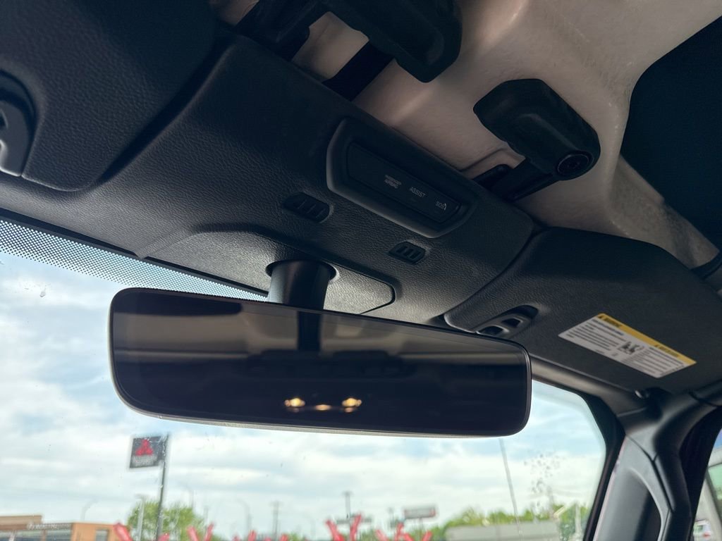 Used 2022 Jeep Gladiator Rubicon w/ Cold Weather Group AWD/4WD image 27