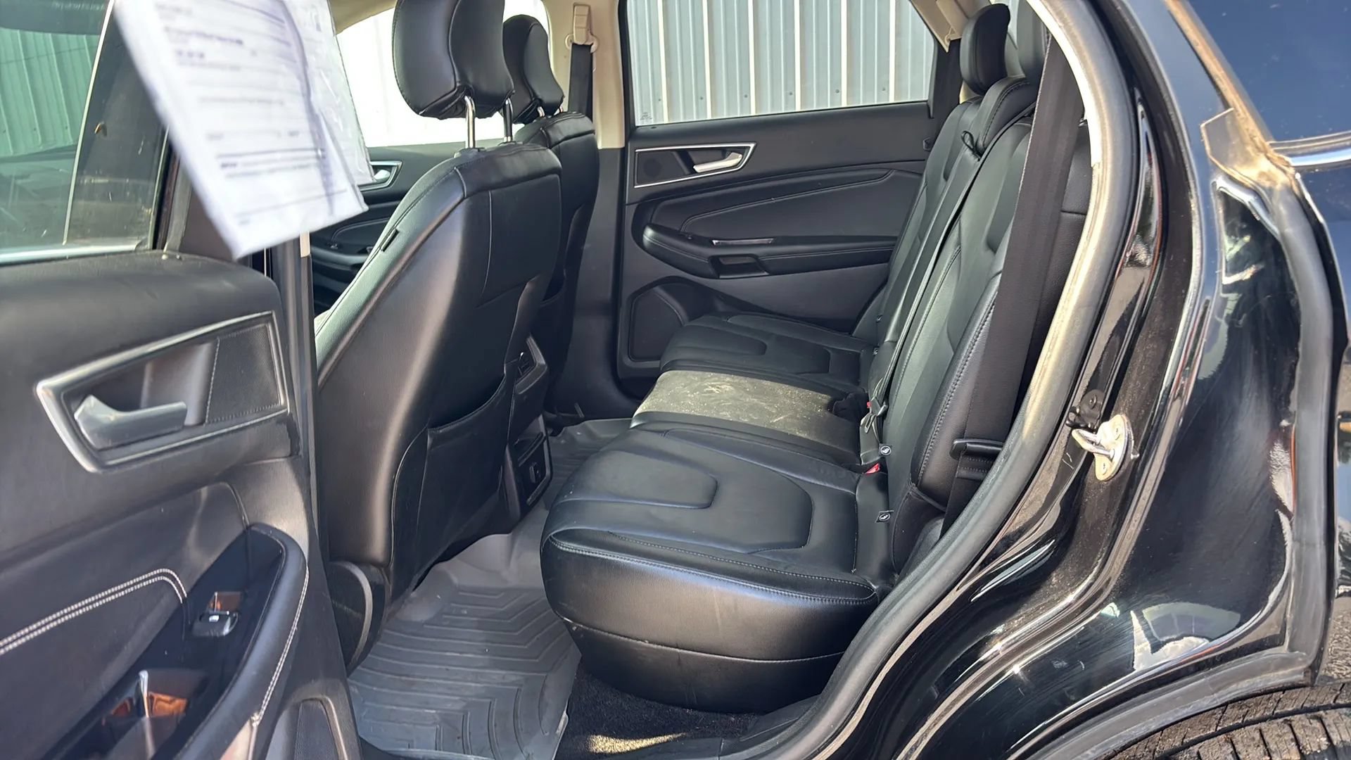 Used 2018 Ford Edge Titanium AWD/4WD image 17