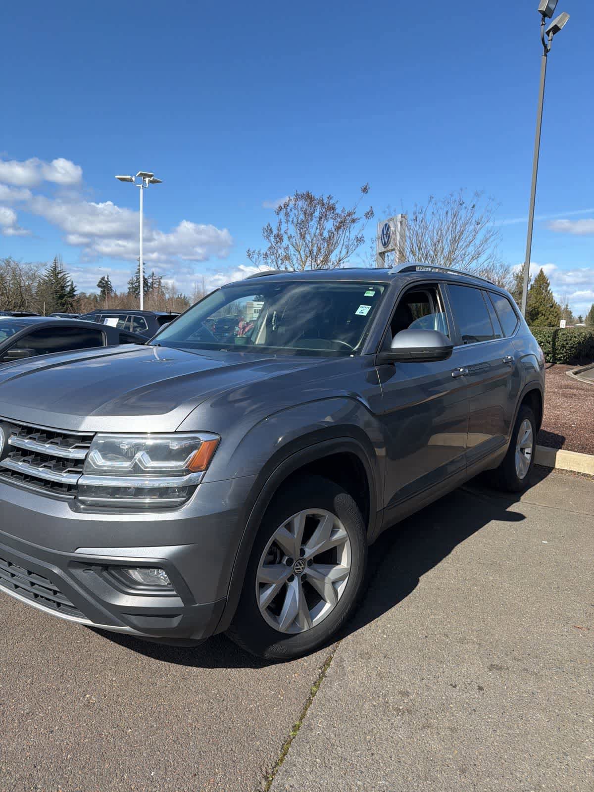 Used 2019 Volkswagen Atlas SE image 1