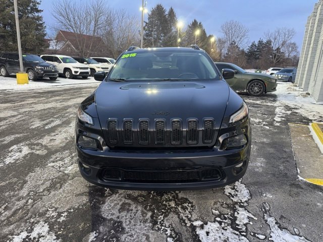 Used 2015 Jeep Cherokee Latitude w/ Cold Weather Group image 3