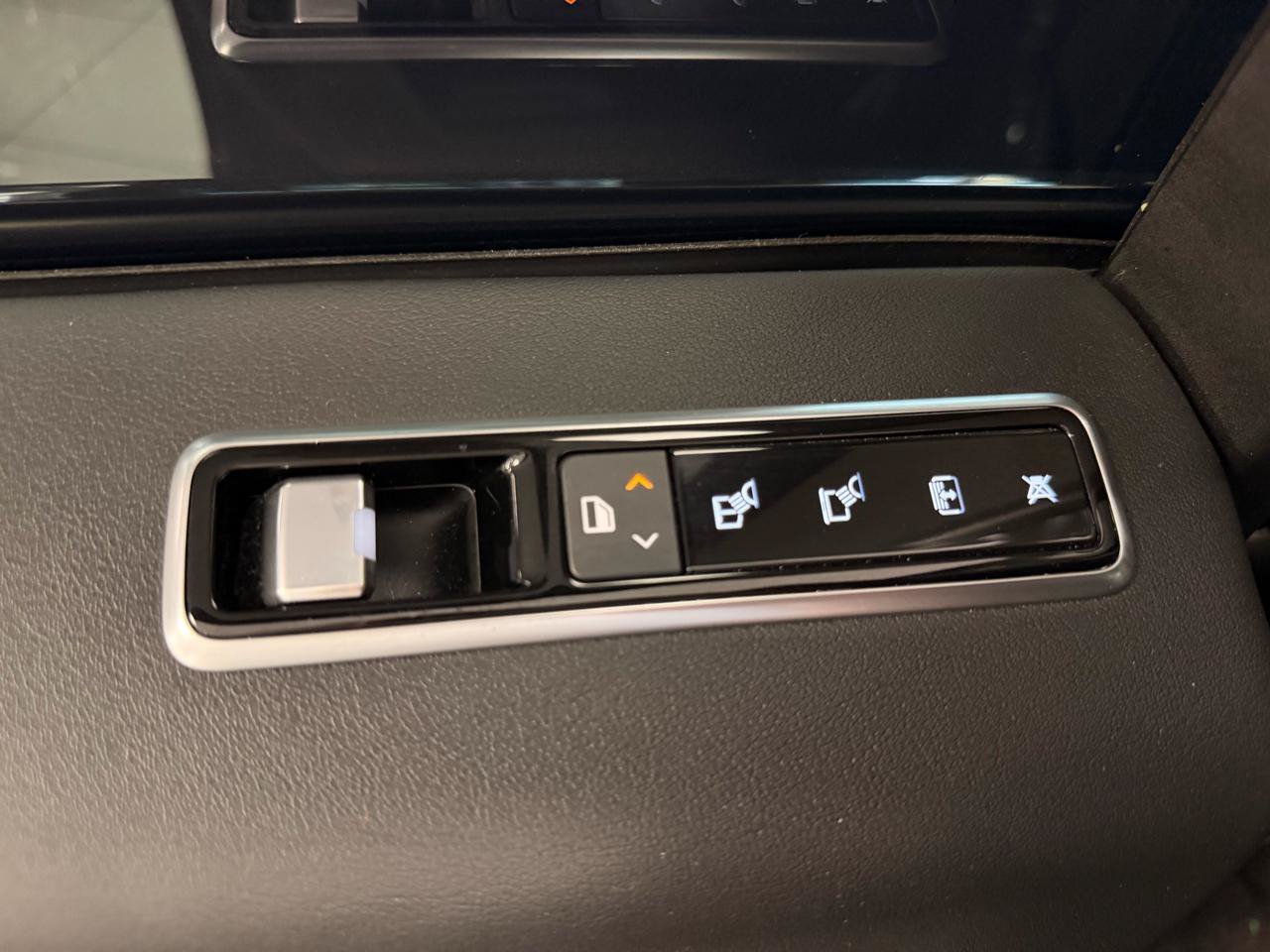 Used 2020 Land Rover Range Rover HSE AWD/4WD image 42