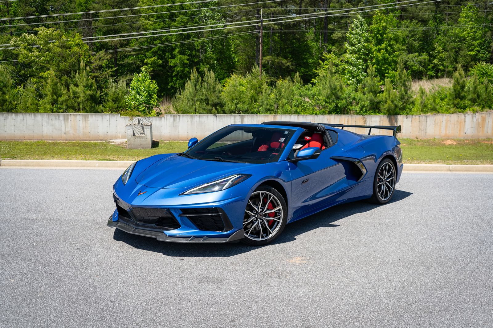 Used 2023 Chevrolet Corvette Stingray Preferred Cpe w/ Z51 Performance Package RWD image 4