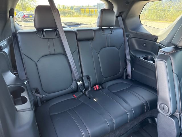 Used 2025 Honda Pilot TrailSport image 16