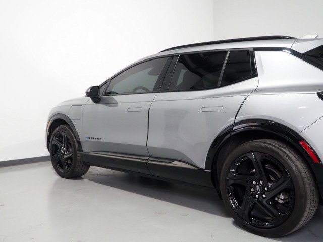 Used 2025 Chevrolet Equinox EV RS FWD image 51