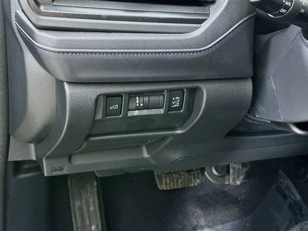 Certified 2025 Subaru Forester Premium image 15