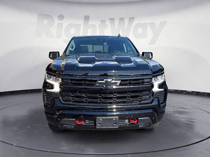Used 2024 Chevrolet Silverado 1500 LT Trail Boss w/ LT Trail Boss Premium Package AWD/4WD image 8