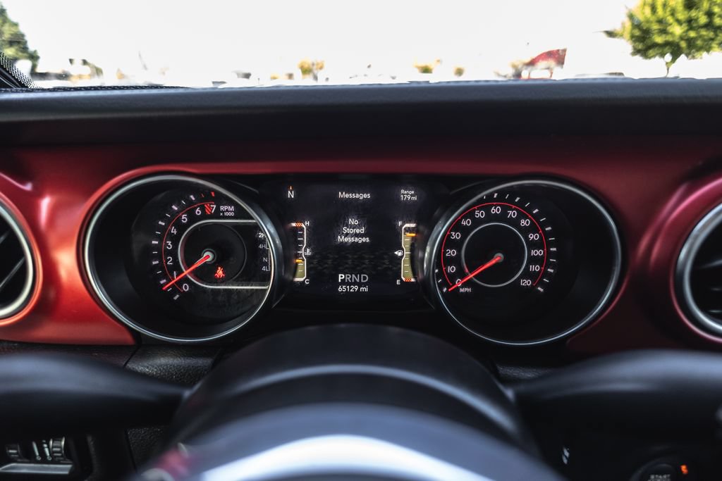 Used 2022 Jeep Gladiator Rubicon w/ Trailer Tow Package AWD/4WD image 13