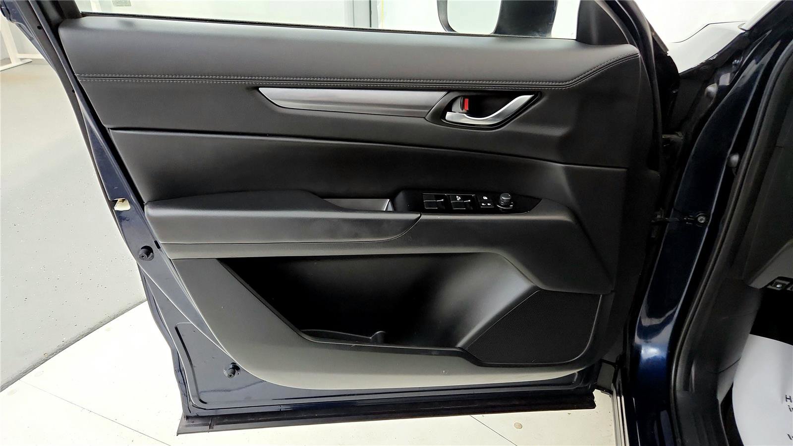 Used 2017 MAZDA CX-5 Touring image 34