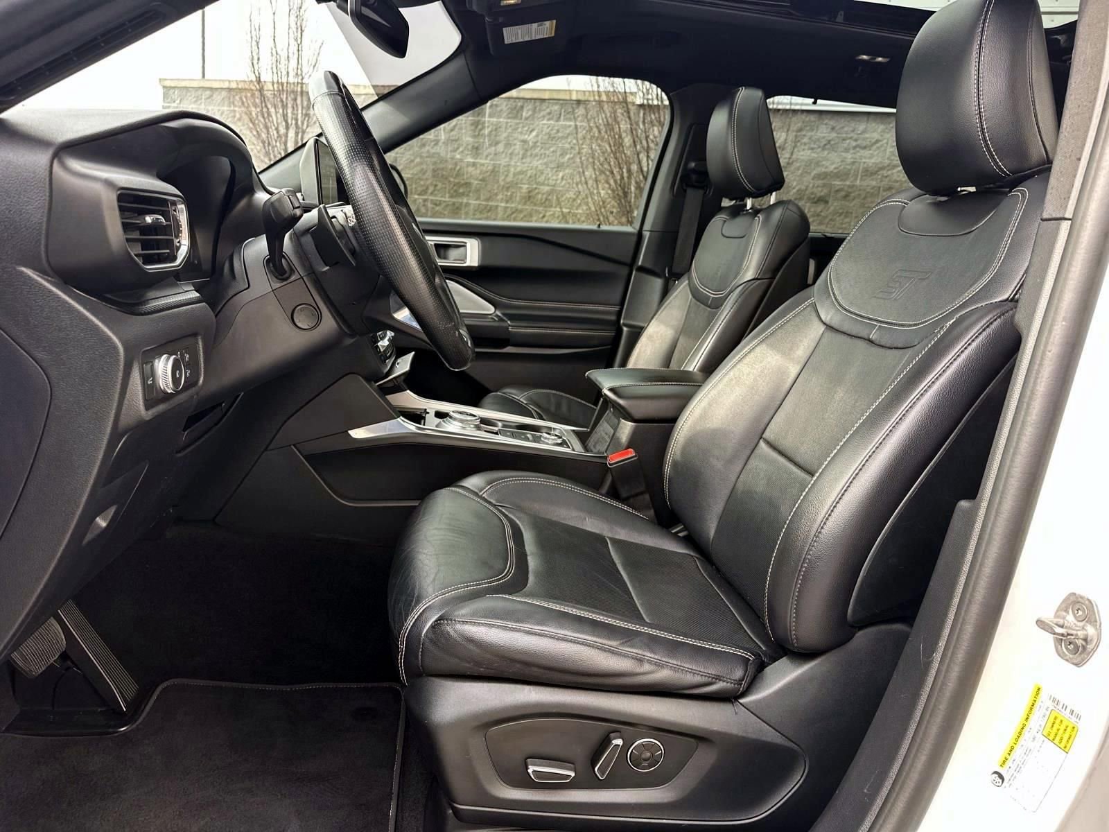 Used 2020 Ford Explorer ST w/ ST High-Performance Pack image 25