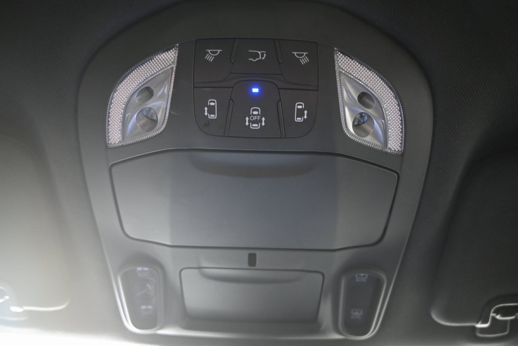 Used 2022 Chrysler Pacifica Touring-L w/ S Appearance Package image 36