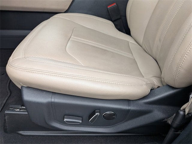 Used 2024 Ford Expedition Limited image 31