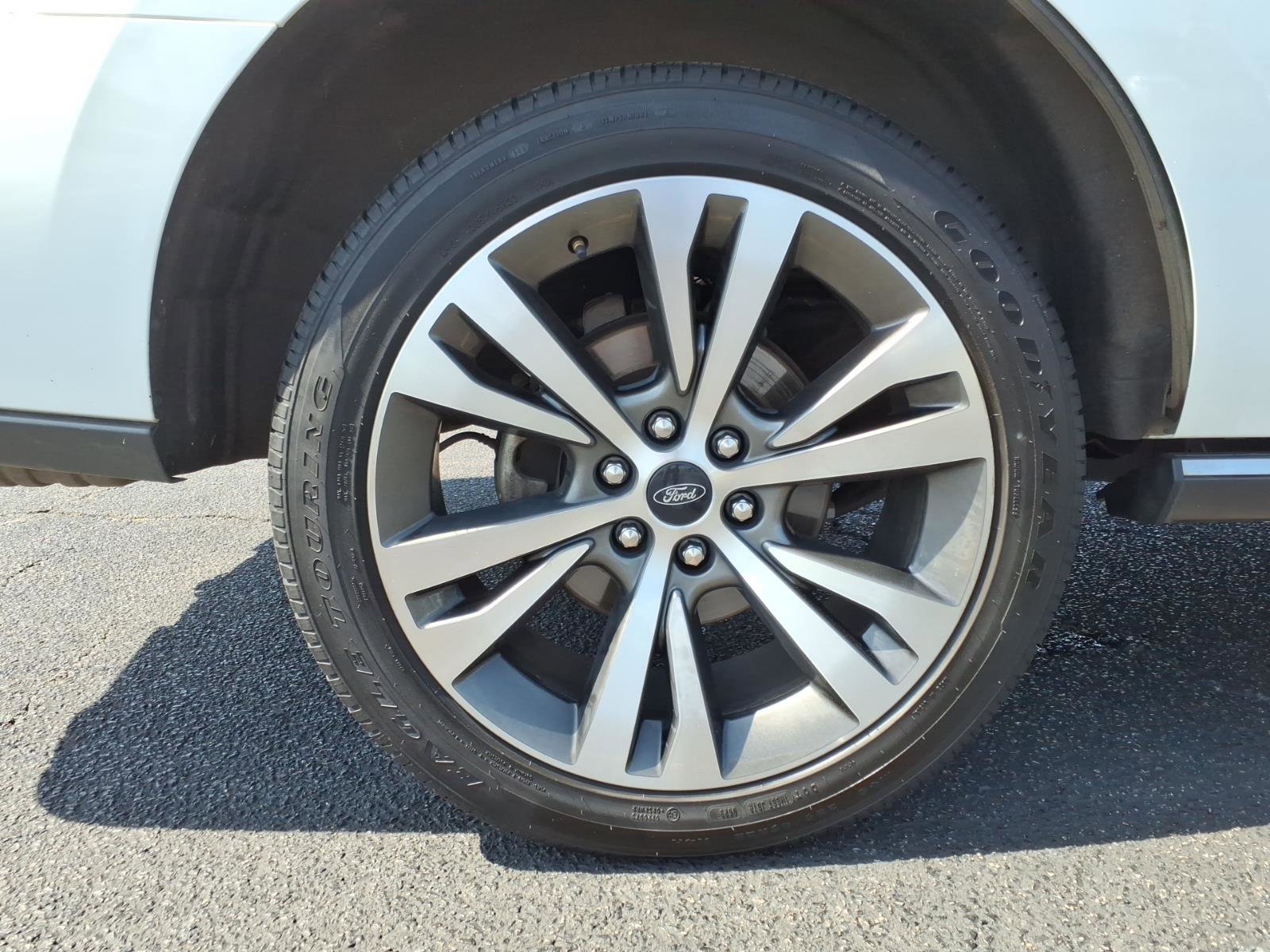 Certified 2021 Ford Expedition Limited AWD/4WD image 10
