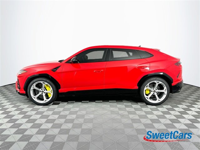 Used 2020 Lamborghini Urus Base image 4