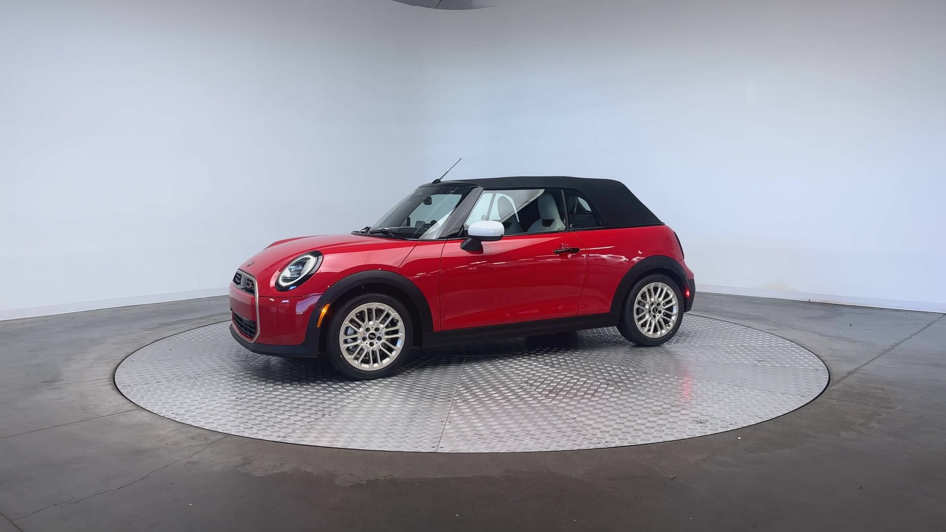 Used 2026 MINI Cooper S FWD image 4