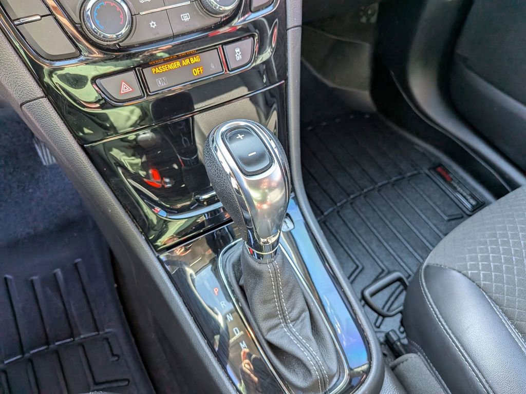 Used 2018 Buick Encore Preferred image 20