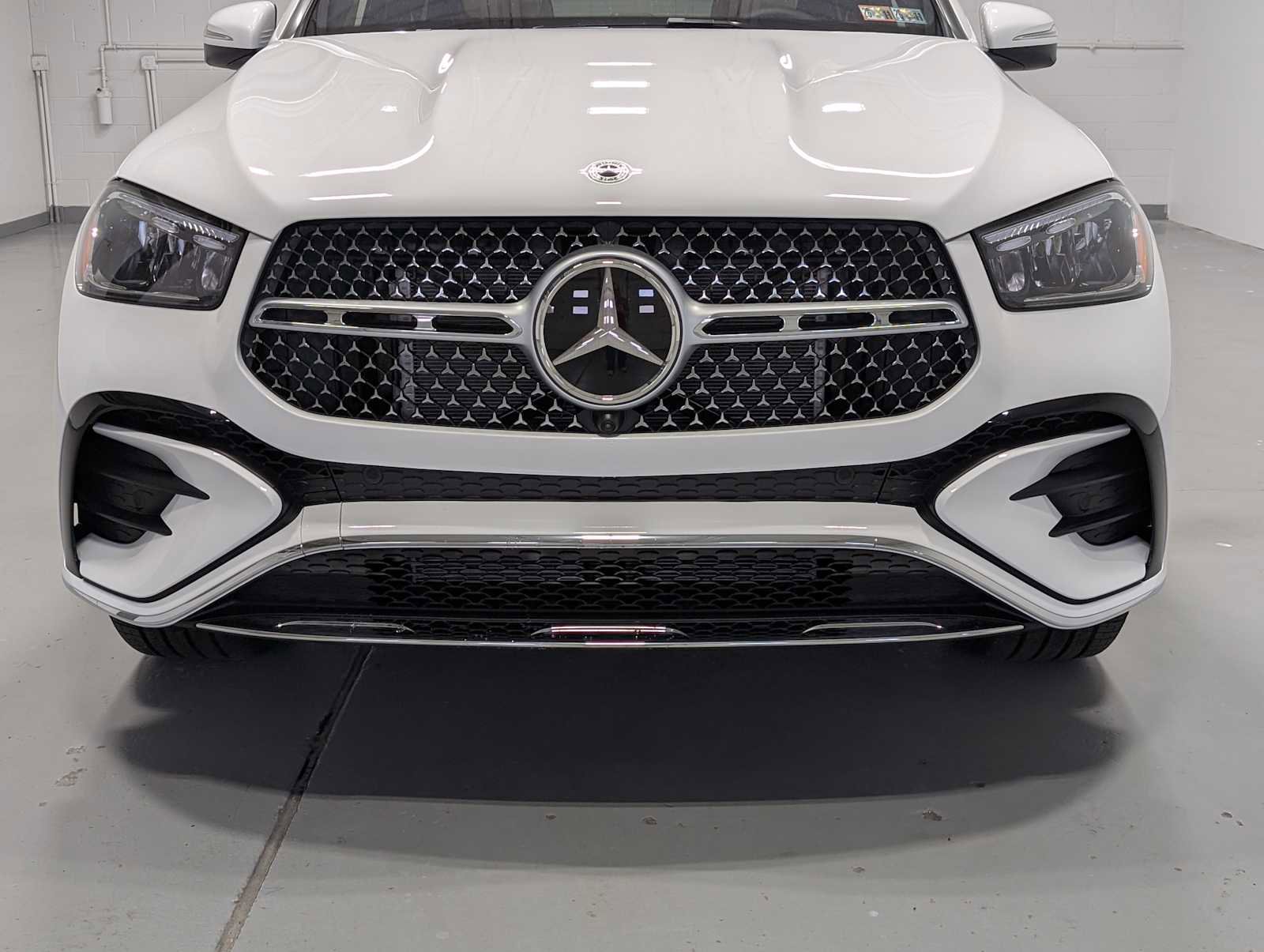 New 2026 Mercedes-Benz GLE 580 GLE 580 image 2