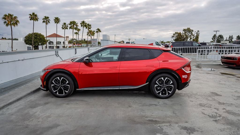Used 2022 Kia EV6 Wind w/ Wind Technology Package AWD/4WD image 14