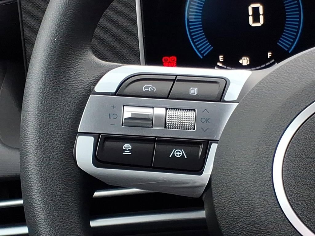 New 2026 Hyundai Tucson SEL image 17