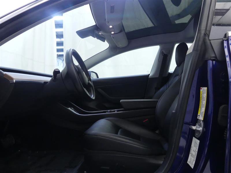 Used 2019 Tesla Model 3 Long Range image 21