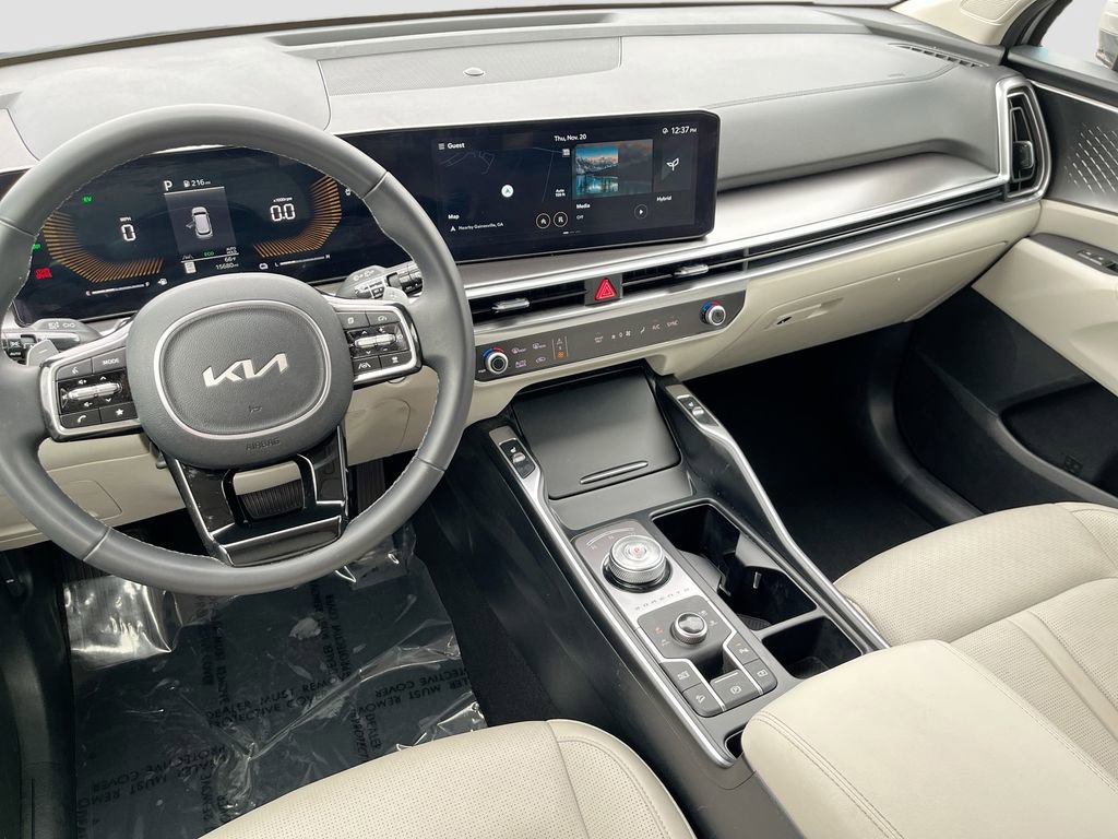 Certified 2025 Kia Sorento EX image 27