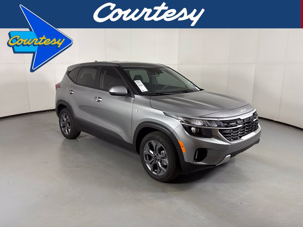 New 2026 Kia Seltos LX FWD image 1