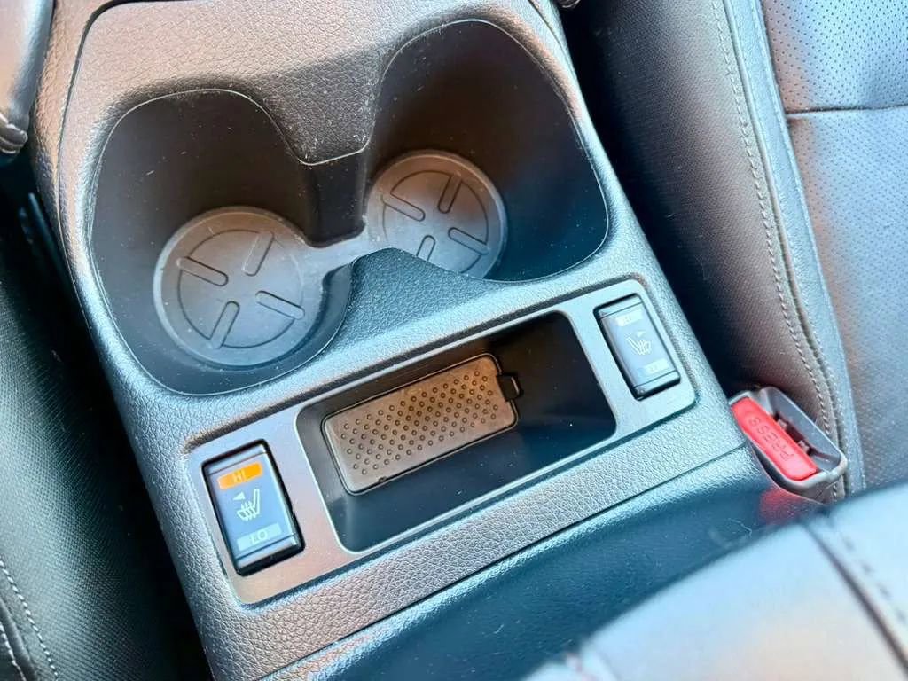 Used 2017 Nissan Rogue Sport SL w/ SL Premium Package image 15