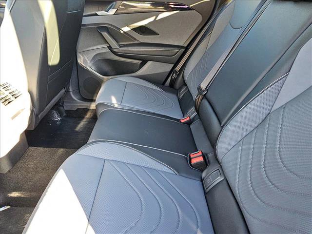 New 2026 Volkswagen Tiguan SE image 15