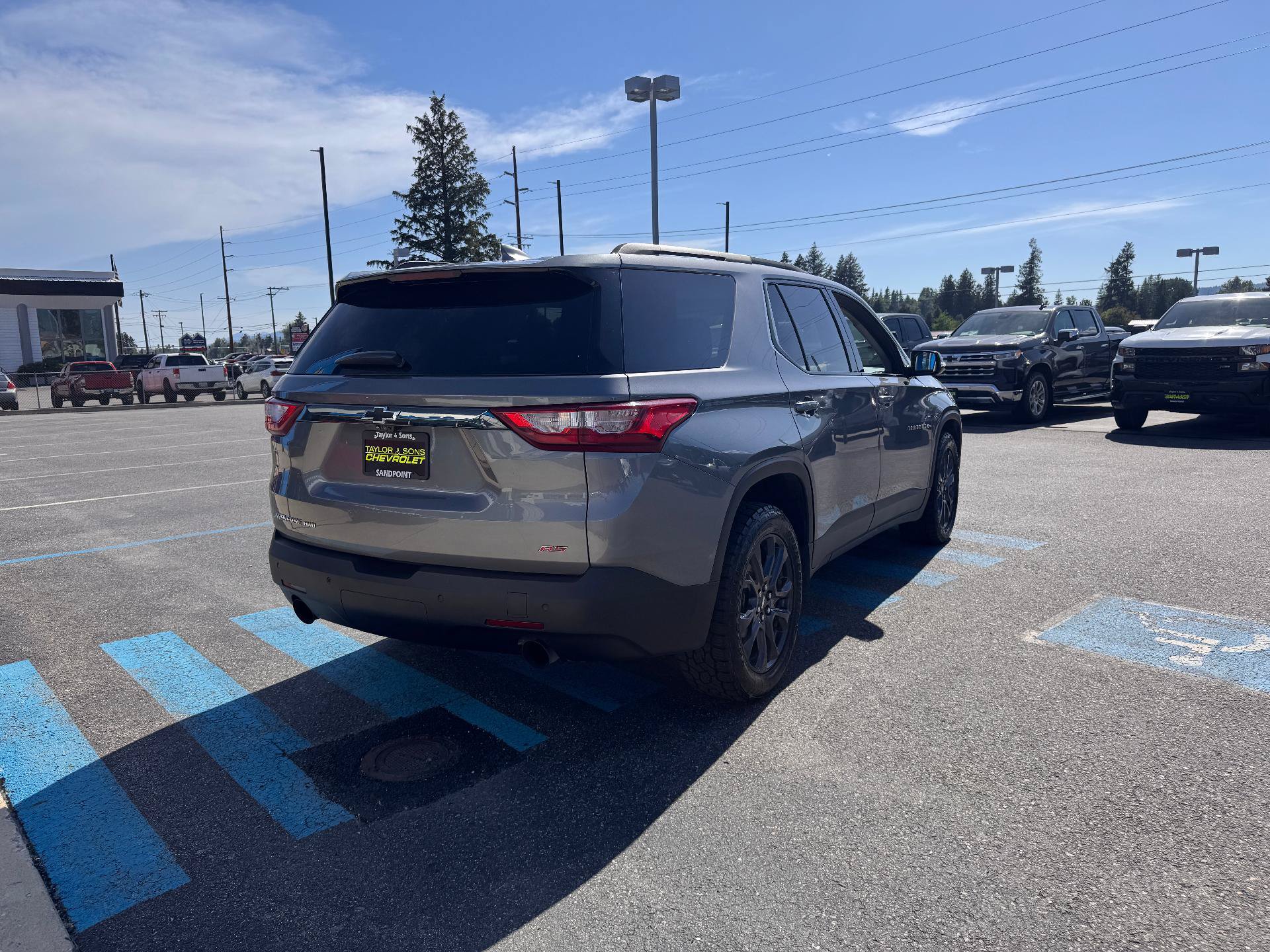 Used 2020 Chevrolet Traverse RS AWD/4WD image 7