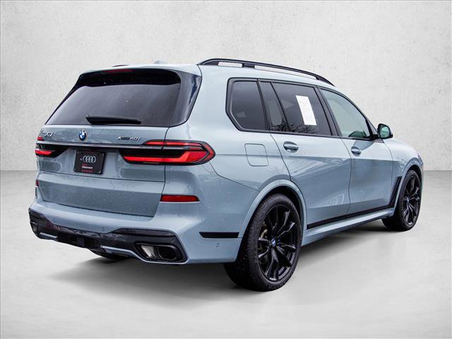 Used 2024 BMW X7 xDrive40i w/ Executive Package image 5