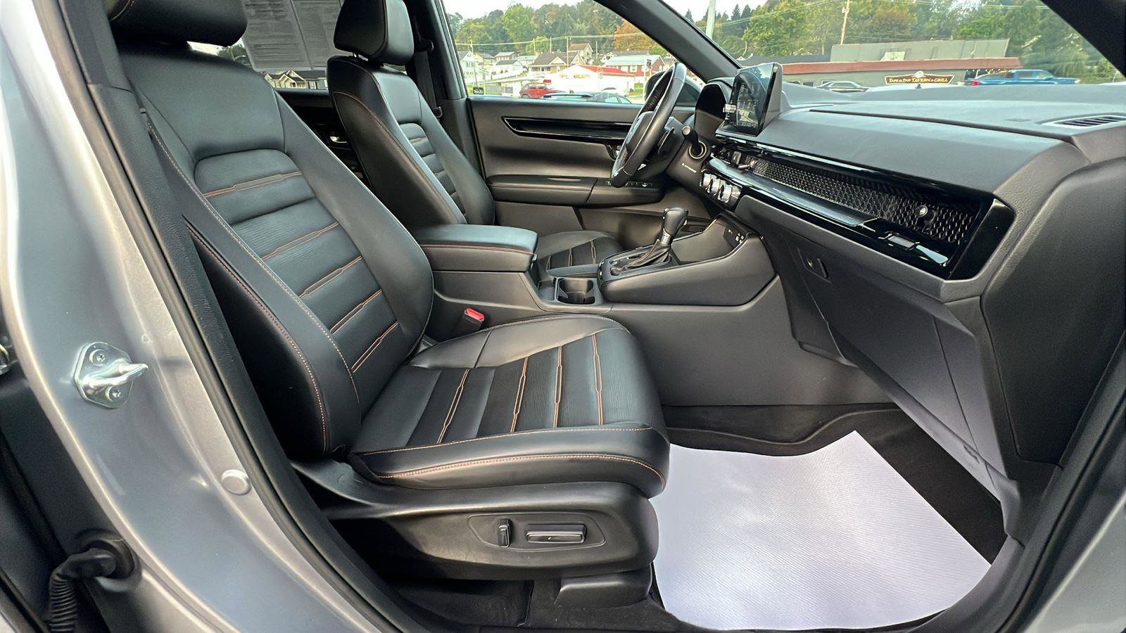 Used 2023 Honda CR-V Sport Touring image 13