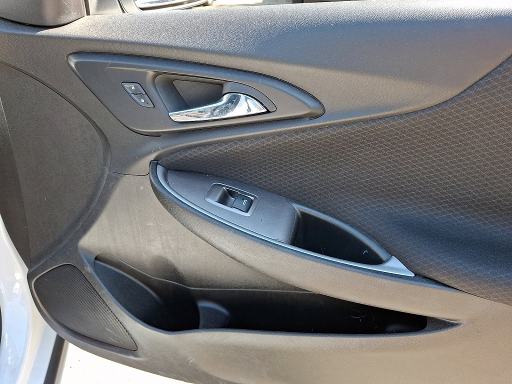 Used 2023 Chevrolet Malibu LT FWD image 6