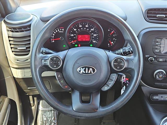 Used 2015 Kia Soul + FWD image 14