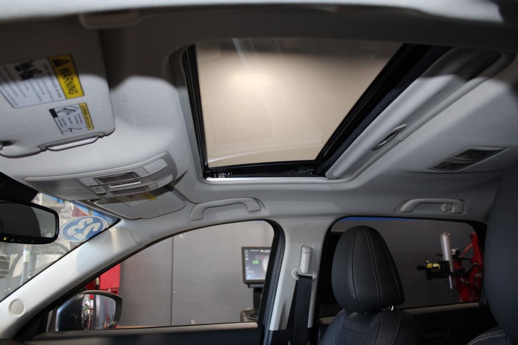 Used 2023 MAZDA CX-5 AWD 2.5 S w/ Preferred Package image 41