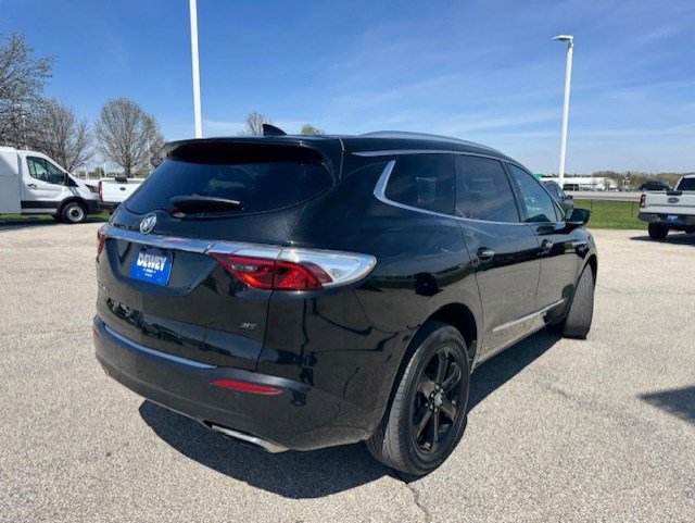 Used 2023 Buick Enclave Essence w/ Experience Buick Package image 9